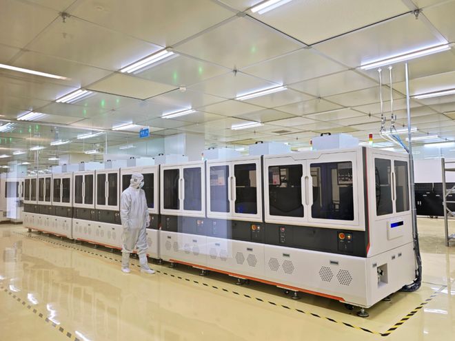 青藏高原首条新型显示模组生产线在西宁投产(图2)